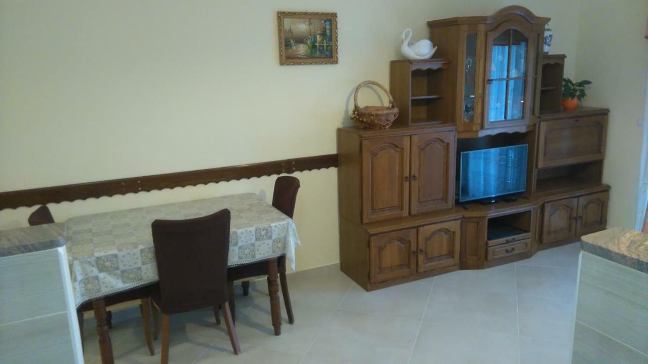 סנג' Apartment Ivana מראה חיצוני תמונה